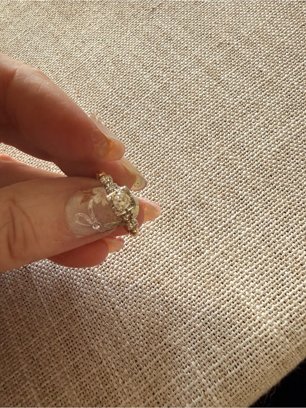 Vintage 14k gold  diamond engagement ring, beautiful - Picture 6 of 10